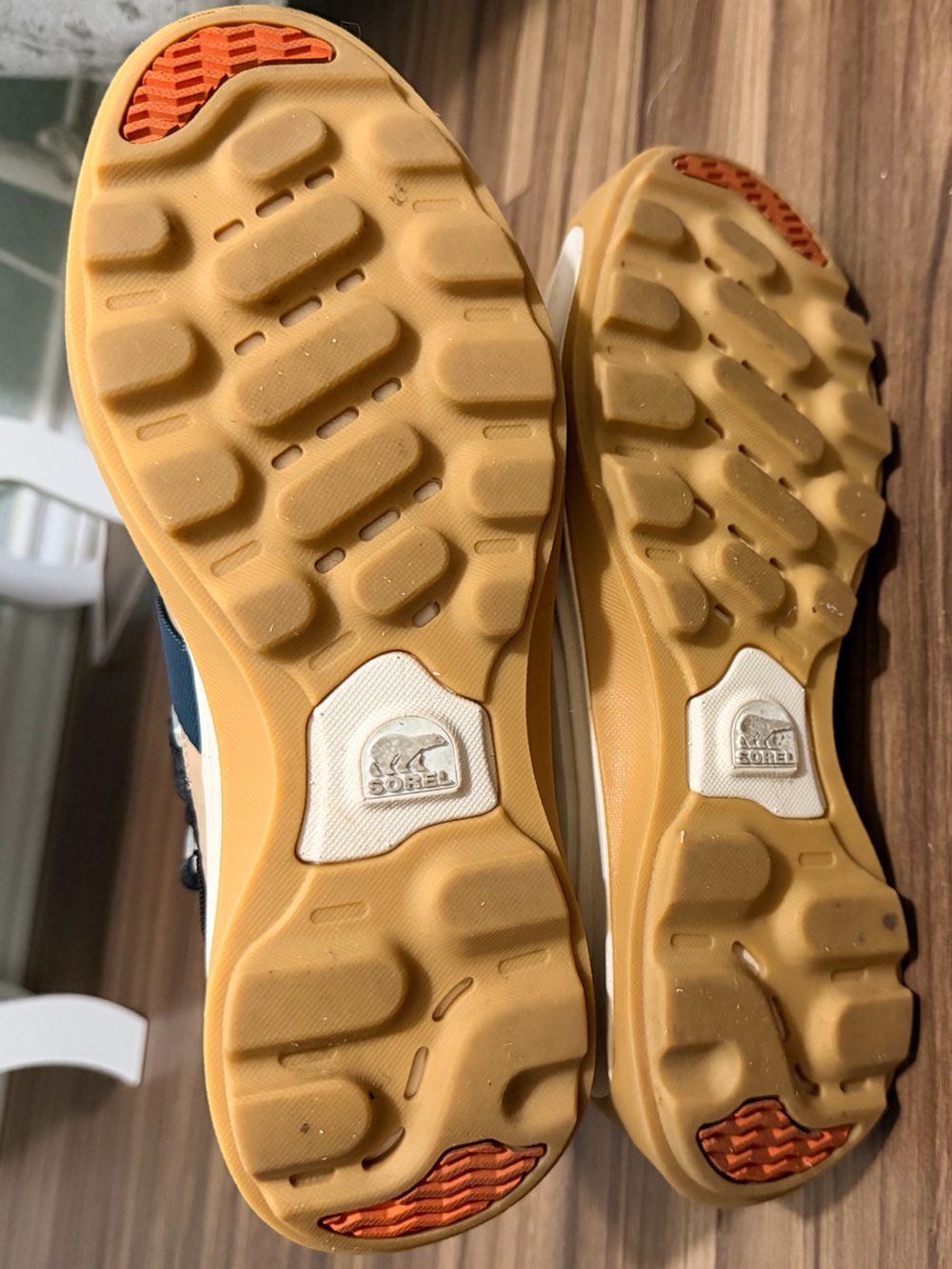 Sorel Sneakers size 8.5 ONA 503 EQ Mid - Picture 2 of 13